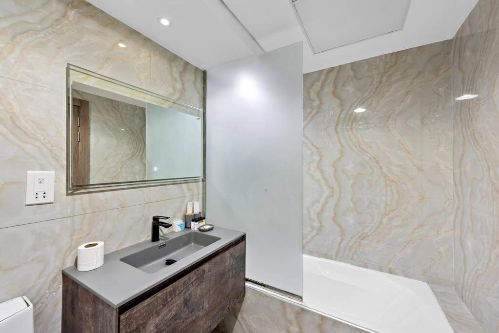 Appartement First Class 2br Stunning Fountain View Dubai